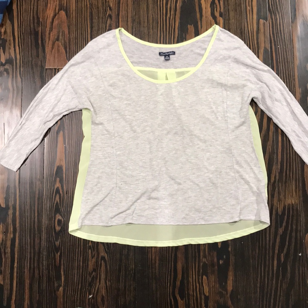 American Eagle Top - Size M